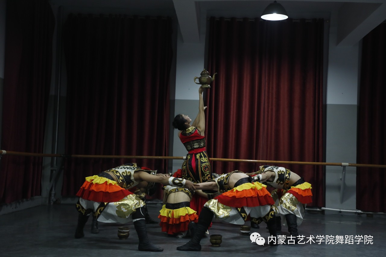 微信图片_20231006164159_4.jpg 微信图片_20231006164159_4.jpg