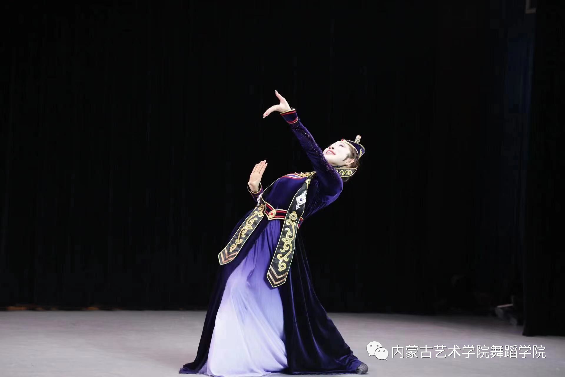 微信图片_20231122180416.jpg 微信图片_20231122180416.jpg